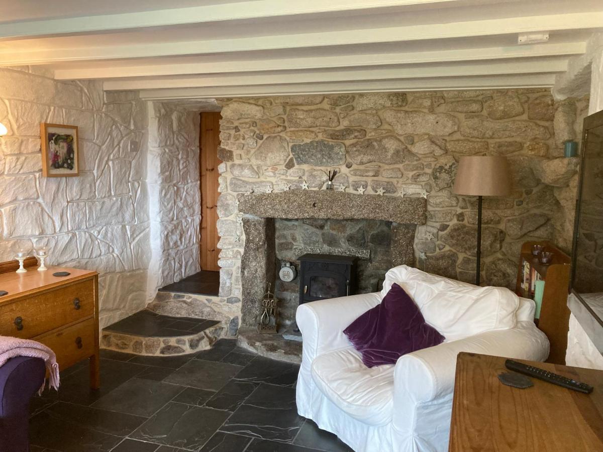 Higher Trenear Farm B&B Helston Extérieur photo